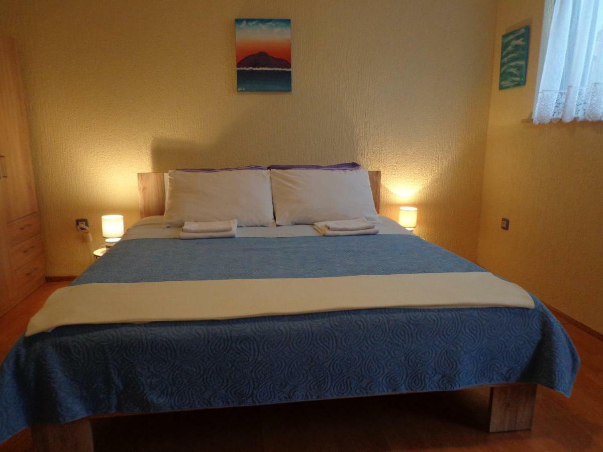 Guesthouse Aotearoa Premantura Luaran gambar